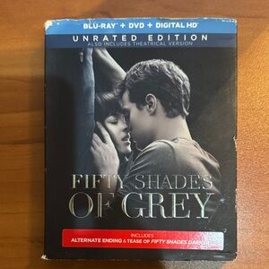 Fifty Shades of Grey Unrated Edition Blu-ray + DVD + Digital HD